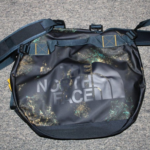 The North Face Base Camp Duffel - L - Picture 1 of 9